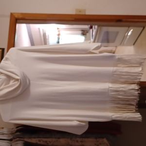 3 quarter length sleeve turtle neck sweater white